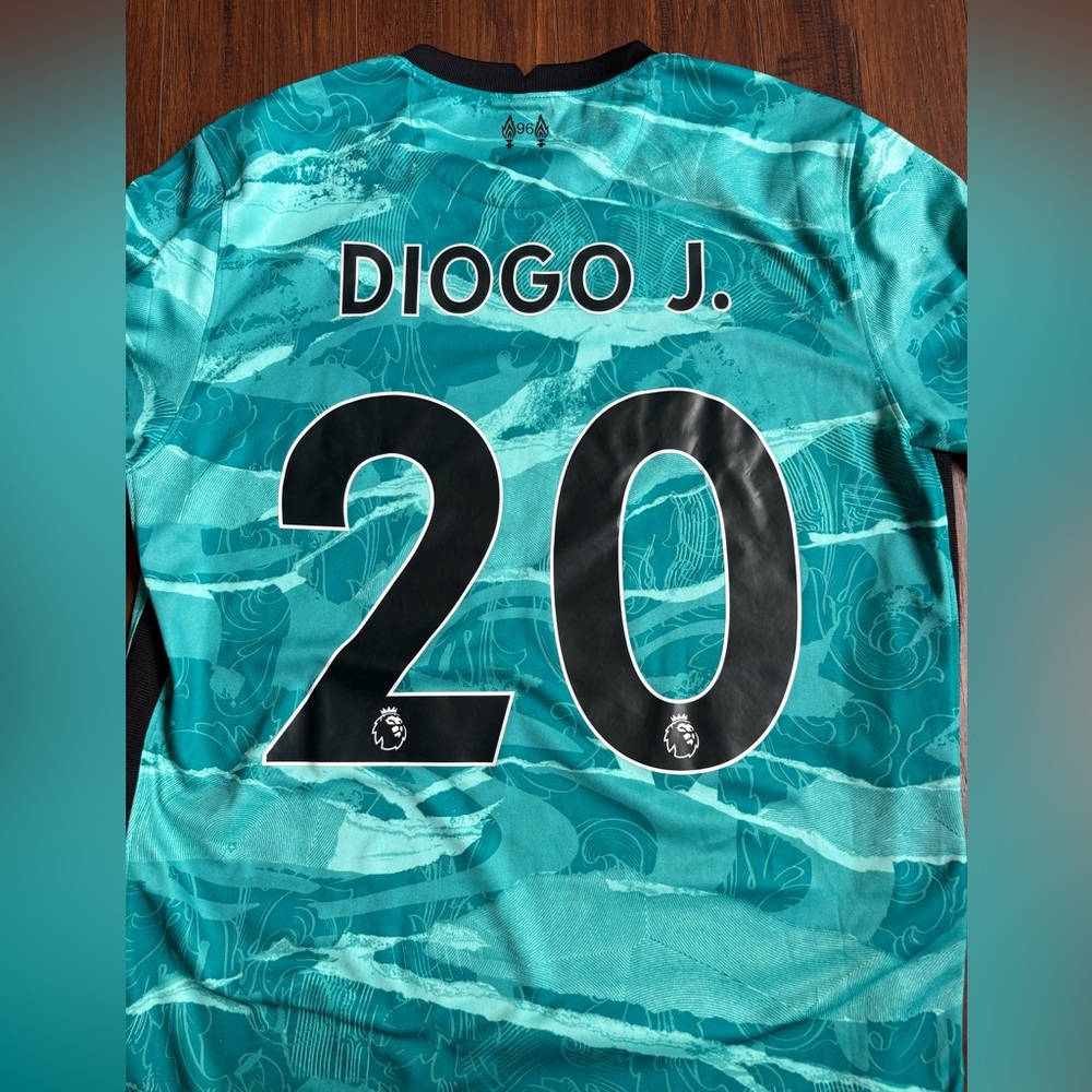 Diogo Jota Nike Liverpool kit - Men’s M